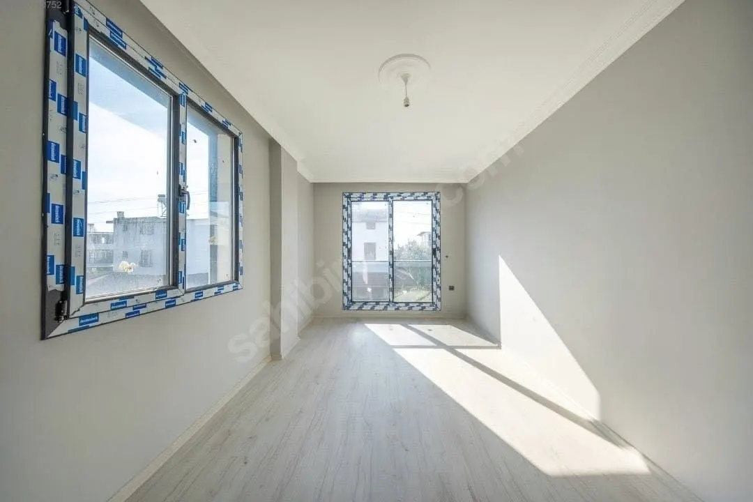 Seferihisar Cumhuriyet’te Denize Yakın, 316m² Arsa İçinde Tam Müstakil Lüks 3+1 Villa!