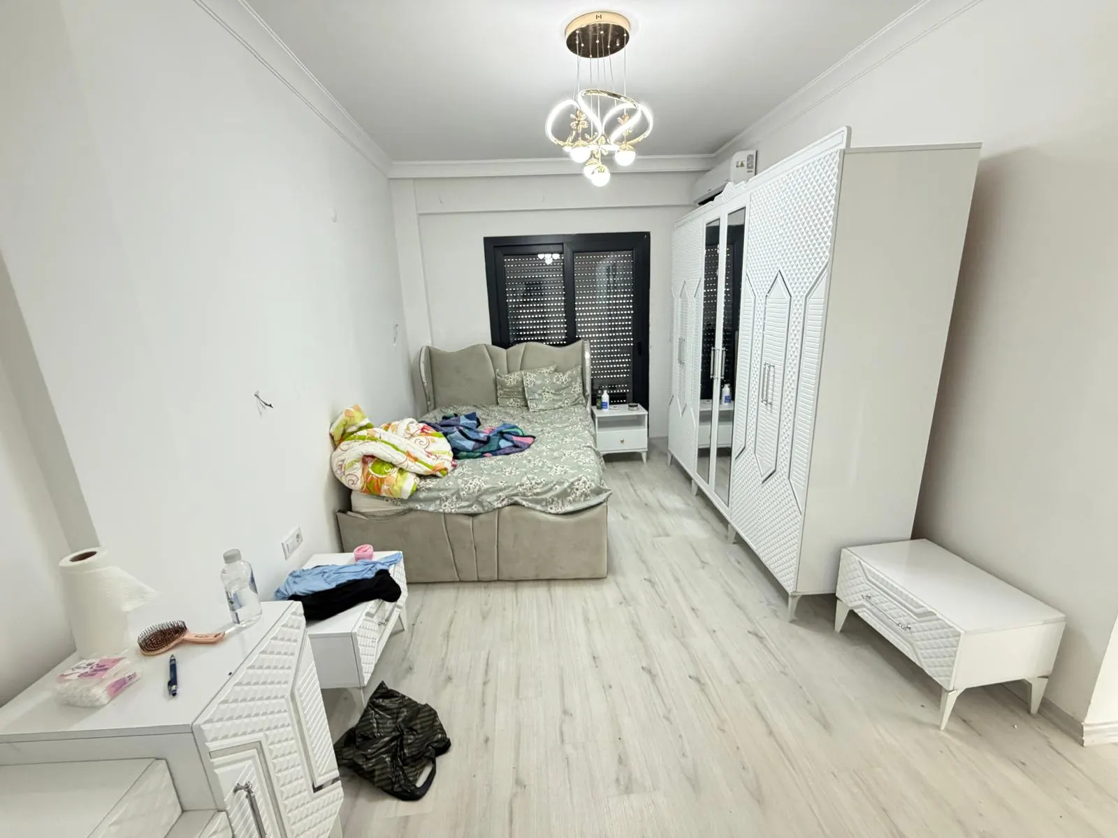 Seferihisar'da:güneş Enerjili,yerden Isıtmalı,full Eşyalı Satılık 3+1 Villa