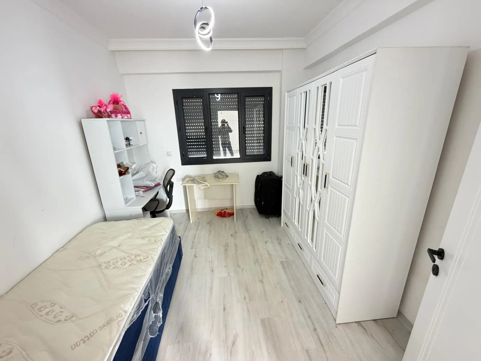 Seferihisar'da:güneş Enerjili,yerden Isıtmalı,full Eşyalı Satılık 3+1 Villa