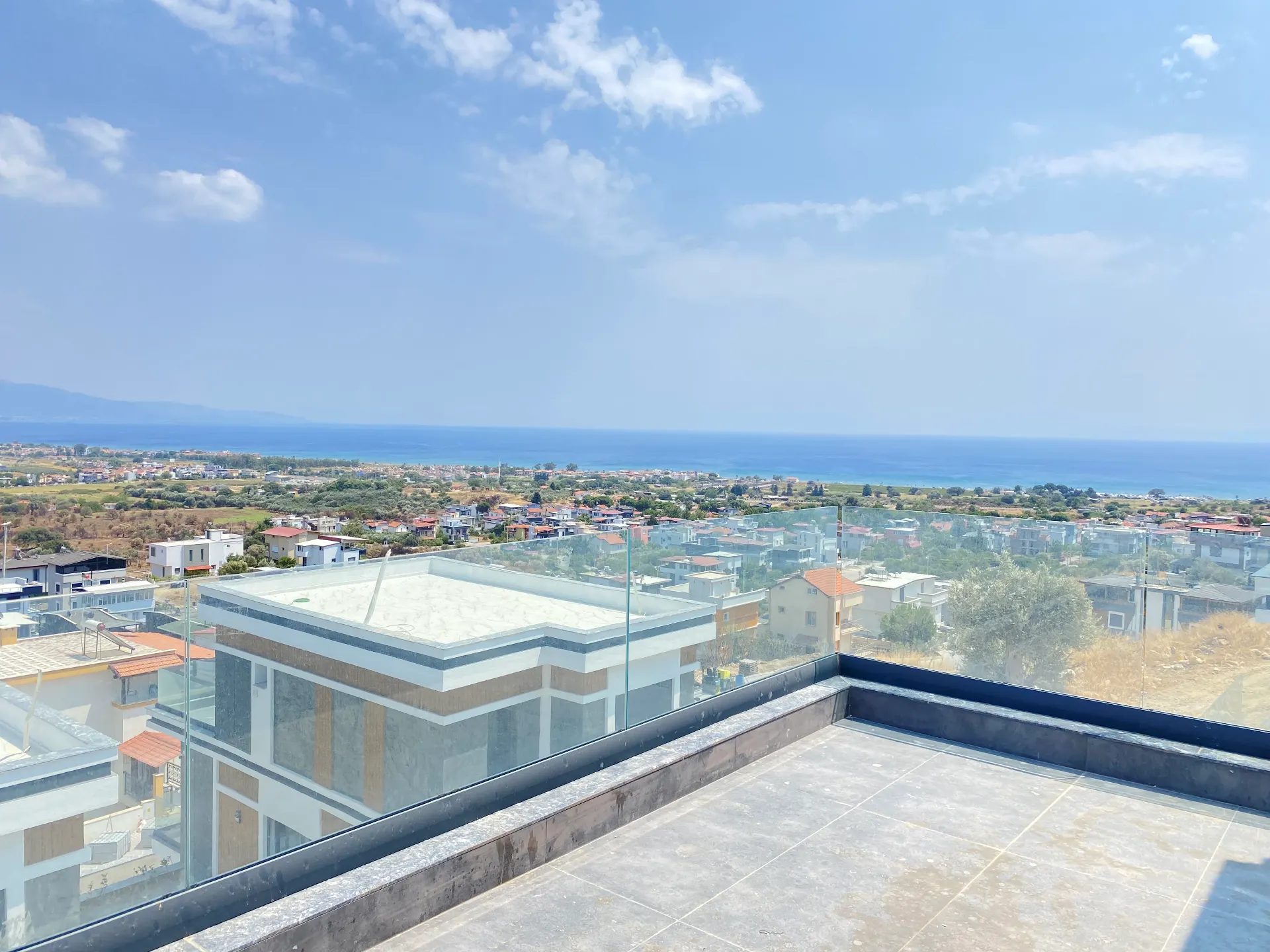 Seferihisar Doğanbey Atatürk Mah. Satılık 3+1 Villa