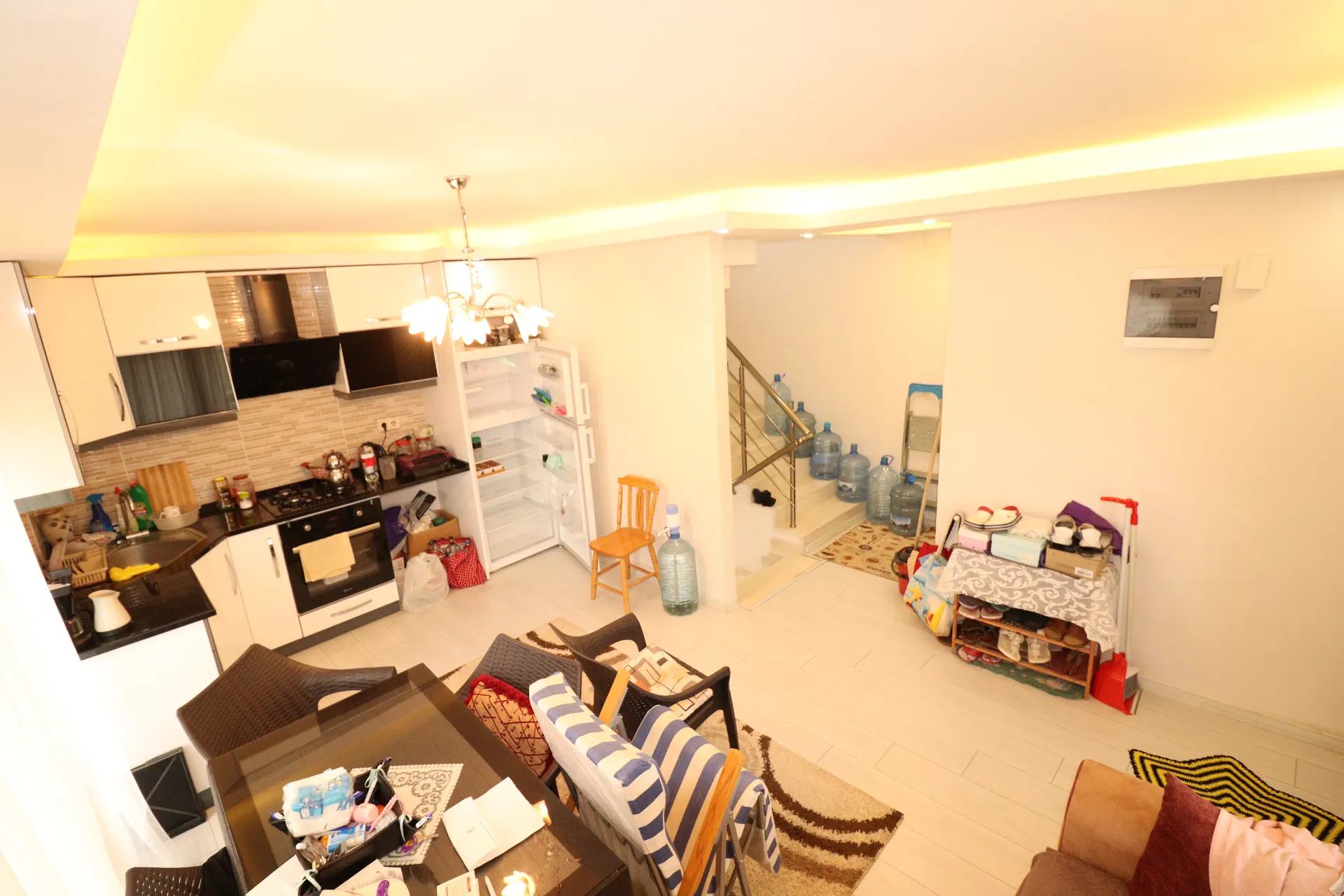 Seferihisar Mersin Alanı Mh. deniz manzaralı bahçeli satılık 3+1 Villa