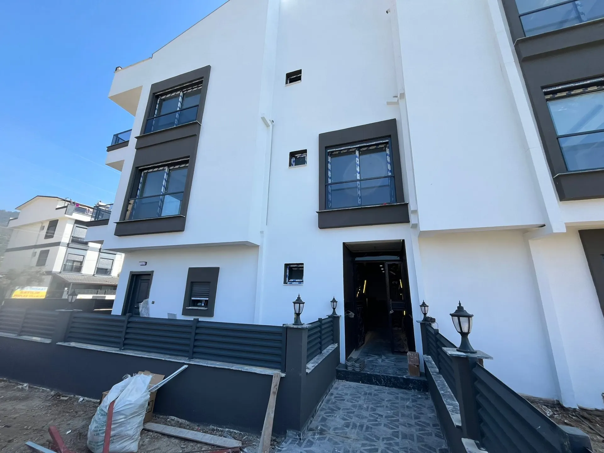 İzmir Menderes Özdere Ortamahalle'de Satılık 2+1 Dublex Daire