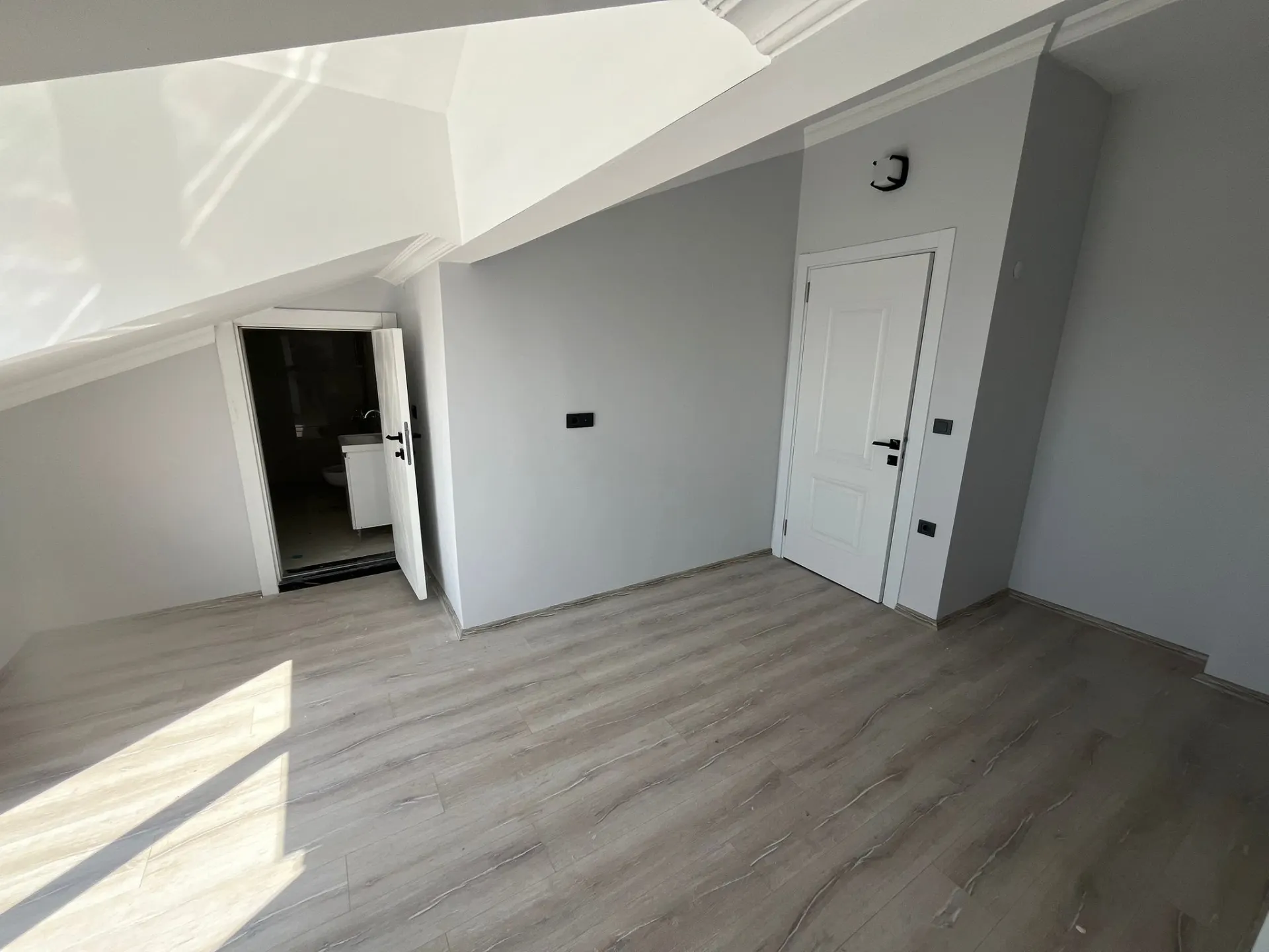 İzmir Menderes Özdere Ortamahalle'de Satılık 2+1 Dublex Daire