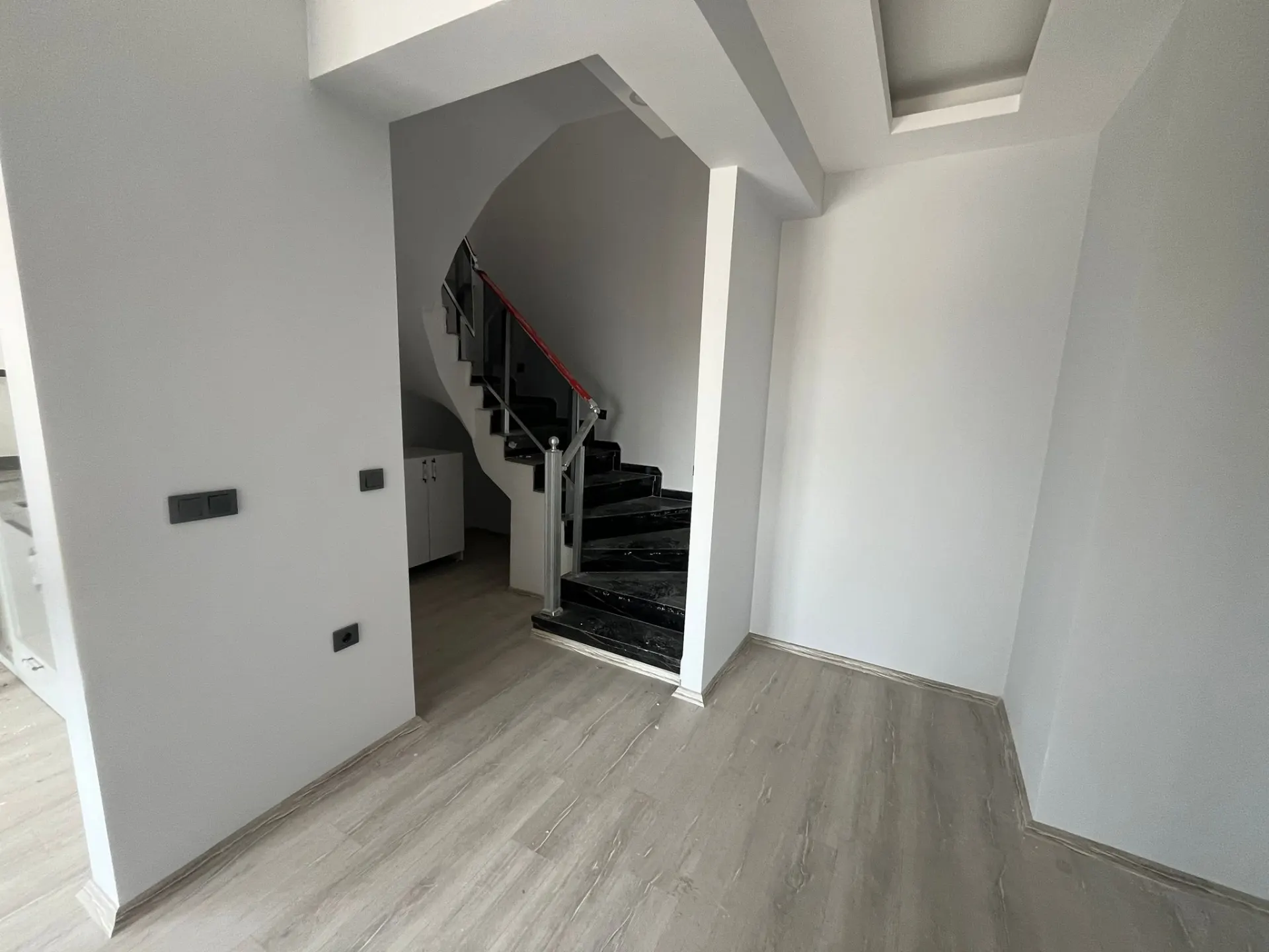 İzmir Menderes Özdere Ortamahalle'de Satılık 2+1 Dublex Daire