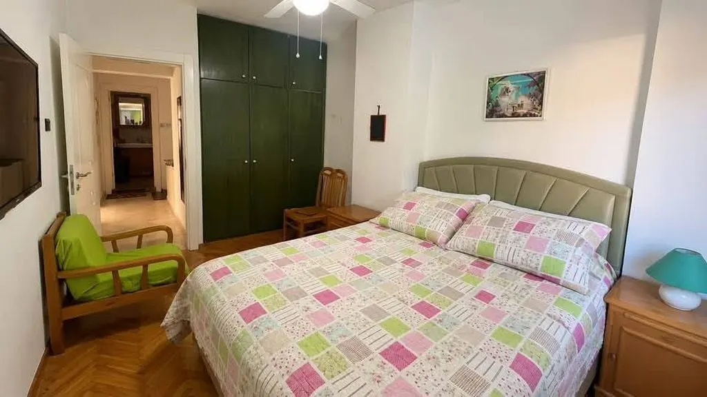 Özderede Denize Sıfır Havuzlu Sitede Tadilatlı 3+1 Satılık Villa