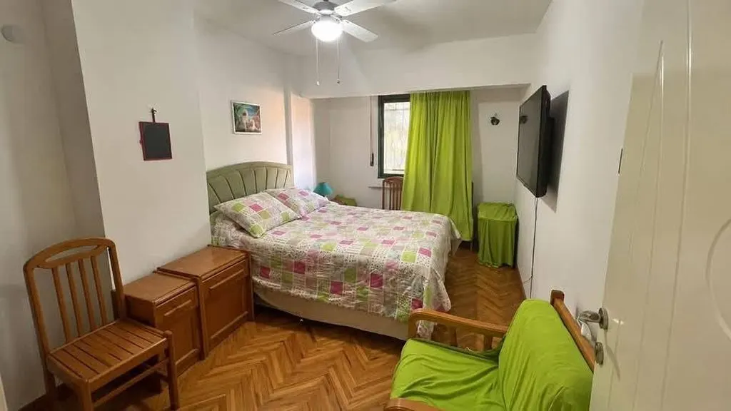 Özderede Denize Sıfır Havuzlu Sitede Tadilatlı 3+1 Satılık Villa