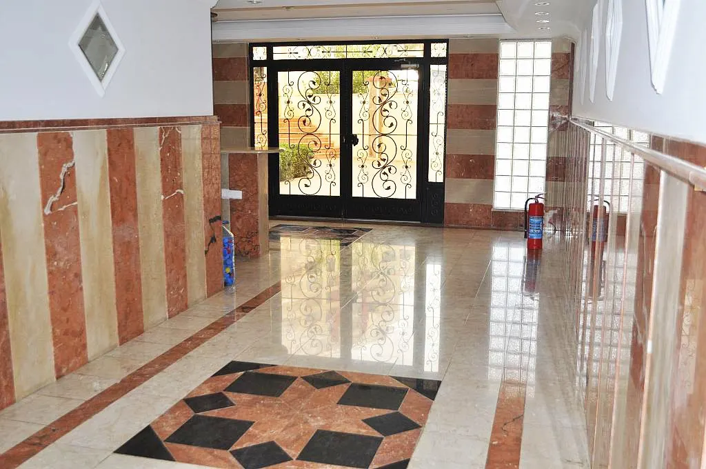 MAHMUTLAR MERKEZİNDE GENİŞ 2+1 DAİRE