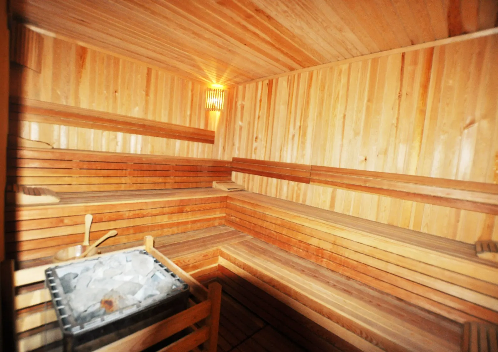 MAHMUTLAR MERKEZİNDE GENİŞ 2+1 DAİRE