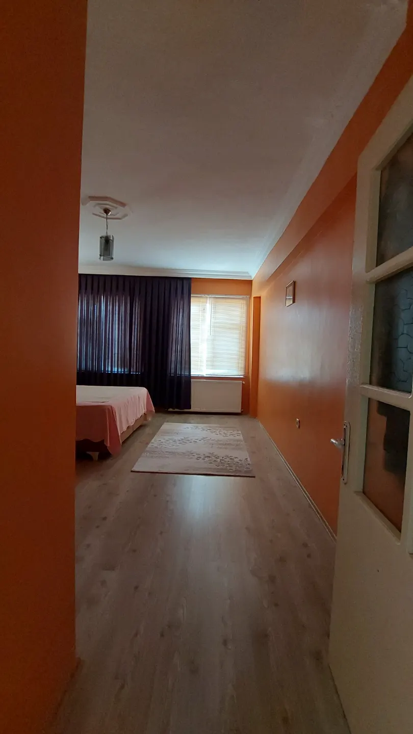 ANTALYA AKSU ALTINTAŞ MAHALLESİNDE SATILIK DOĞALGAZLI 3+1 DAİRE