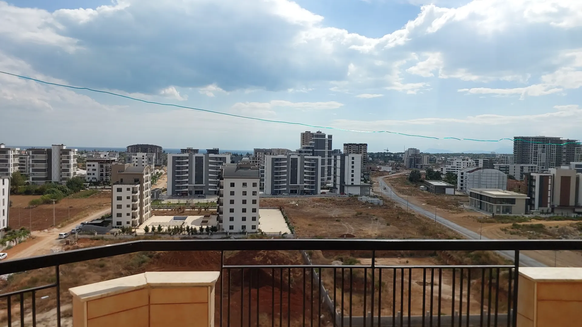 ANTALYA AKSU ALTINTAŞ MAHALLESİNDE SATILIK DOĞALGAZLI 3+1 DAİRE
