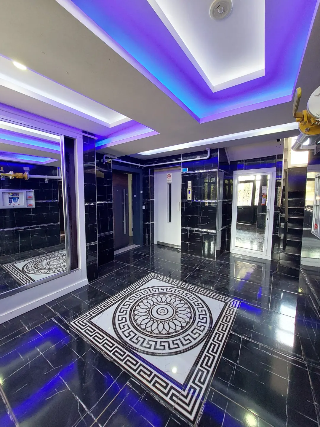 ANTALYA AKSU ALTINTAŞ MAHALLESİNDE SATILIK DOĞALGAZLI 3+1 DAİRE