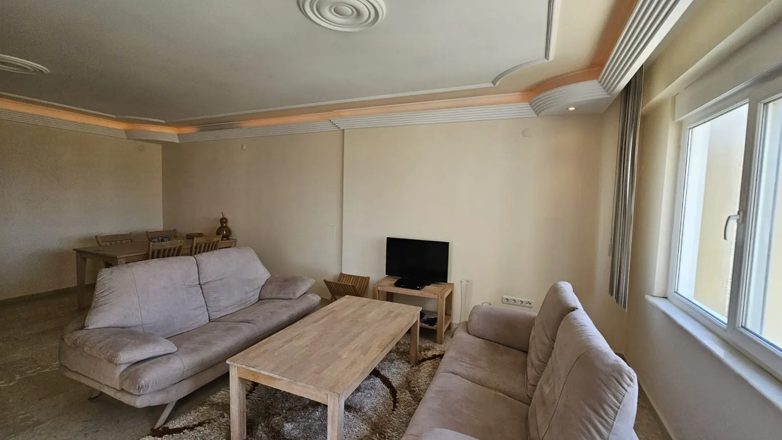 MAHMUTLAR MERKEZİNDE GENİŞ 2+1 DAİRE