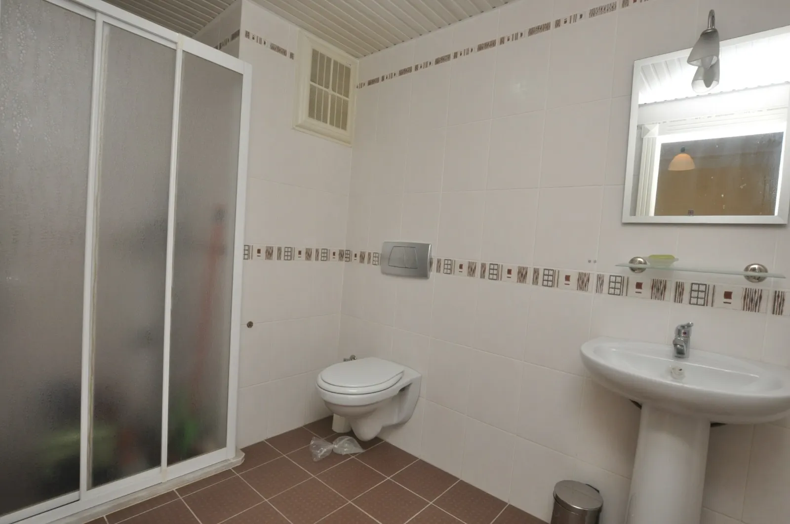 MAHMUTLAR MERKEZİNDE GENİŞ 2+1 DAİRE