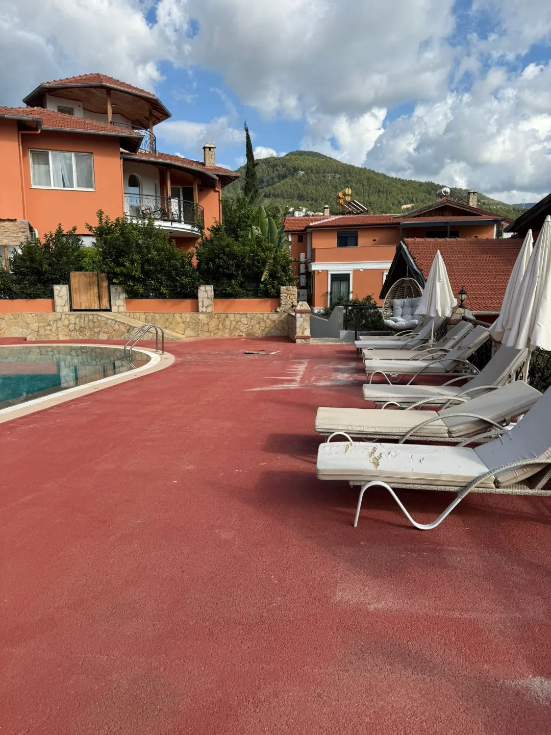3+1 Triplex Villa in a beautifull complex in Oba, ALanya