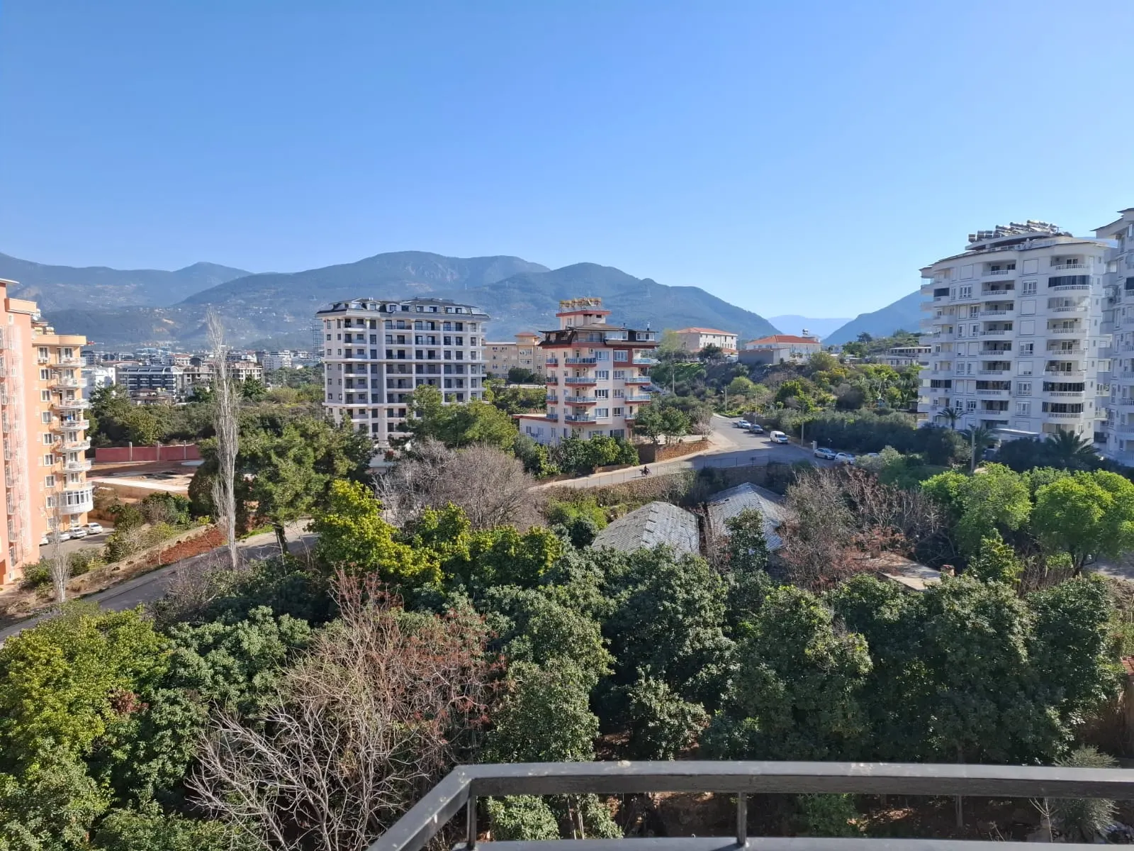 2+1 Furnished Apartment with Seaview and Castle view in Tosmur, Alanya