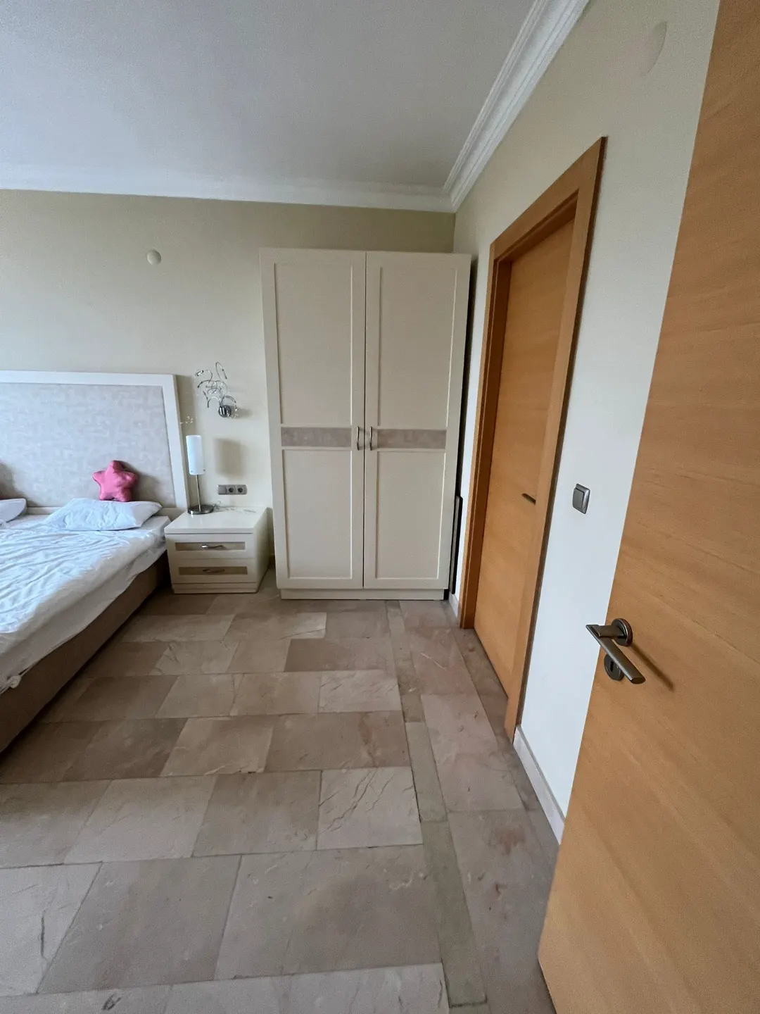 2+1 Apartment with full Seaview and Mountain View in a 5 stars Hotel Complex in Kargicak, Alanya
