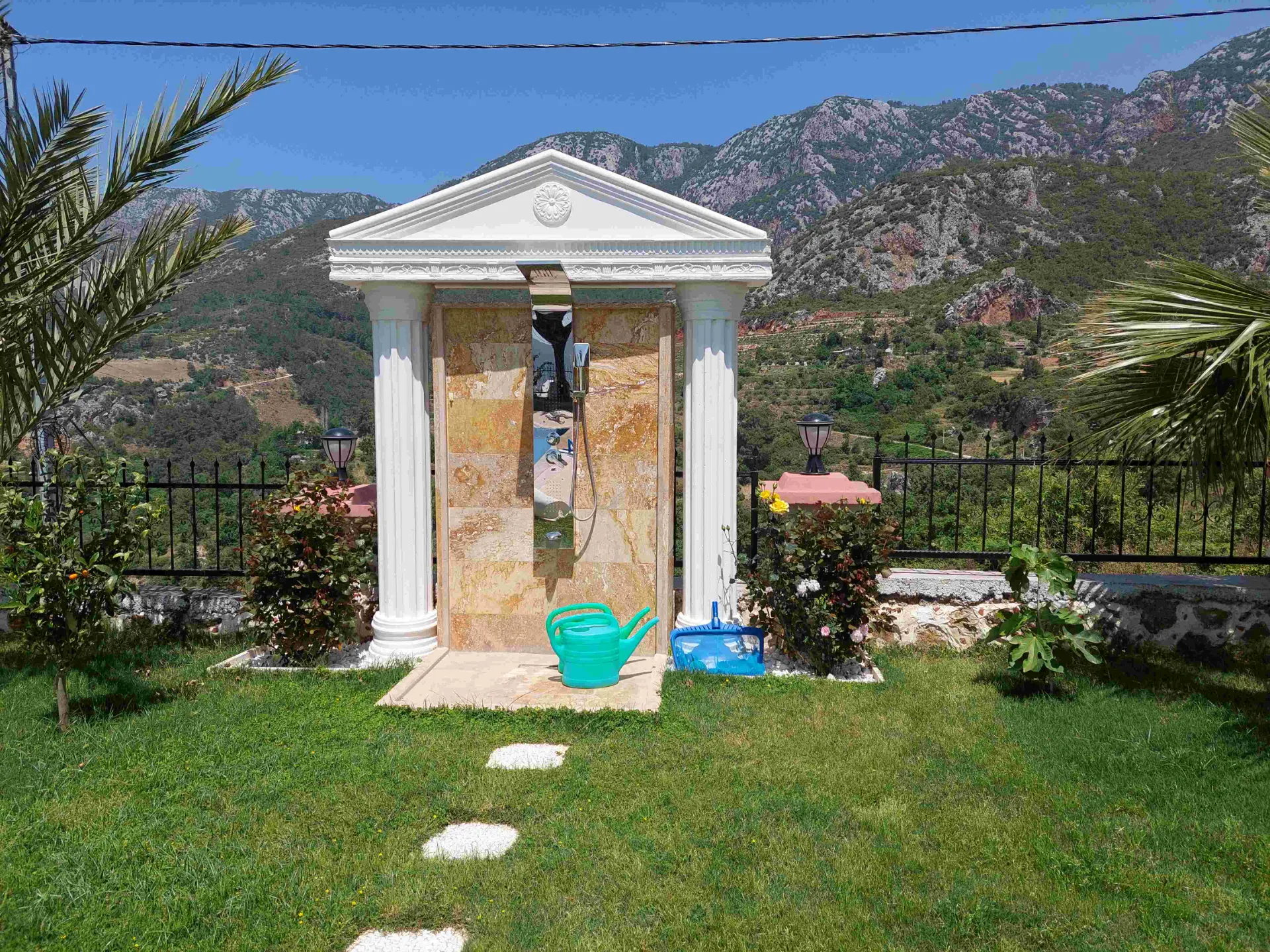 3+1 Luxury Villa with Panorama Seaview in Mahmutlar, Alanya