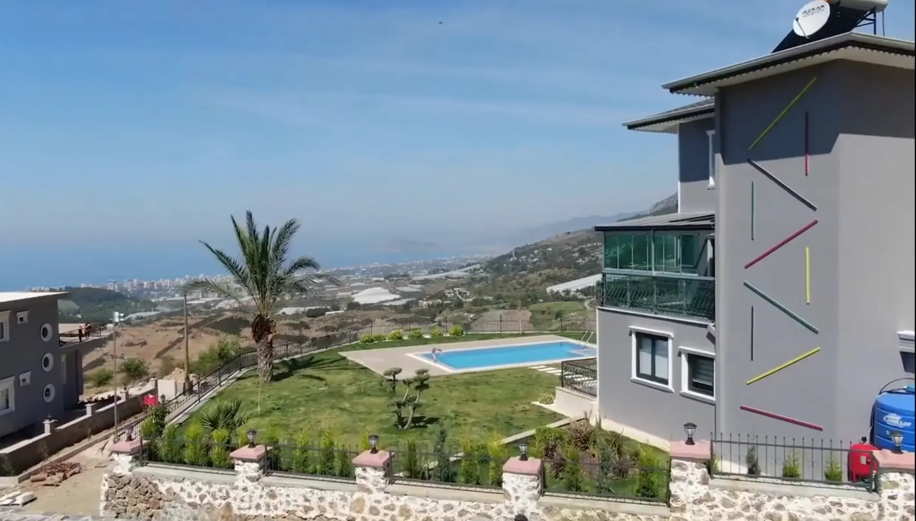 3+1 Luxury Villa with Panorama Seaview in Mahmutlar, Alanya