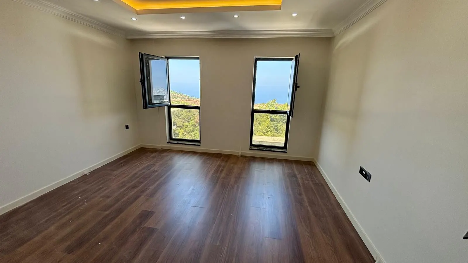 Luxury 1+1 Apartment with Panorama Seaview in Olymp City, Alanya