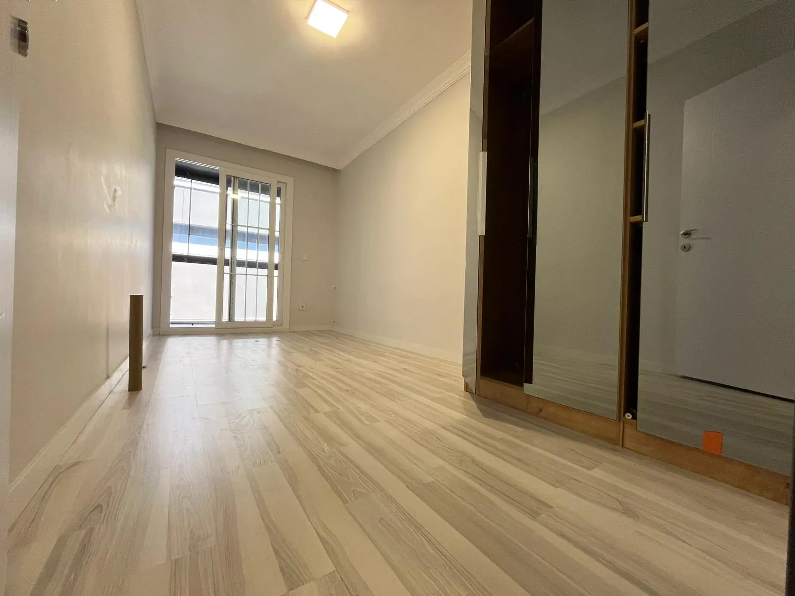 Seferihisar Payamlı’da Modern Tasarımlı, Güvenlikli 3+1 Müstakil Villa!