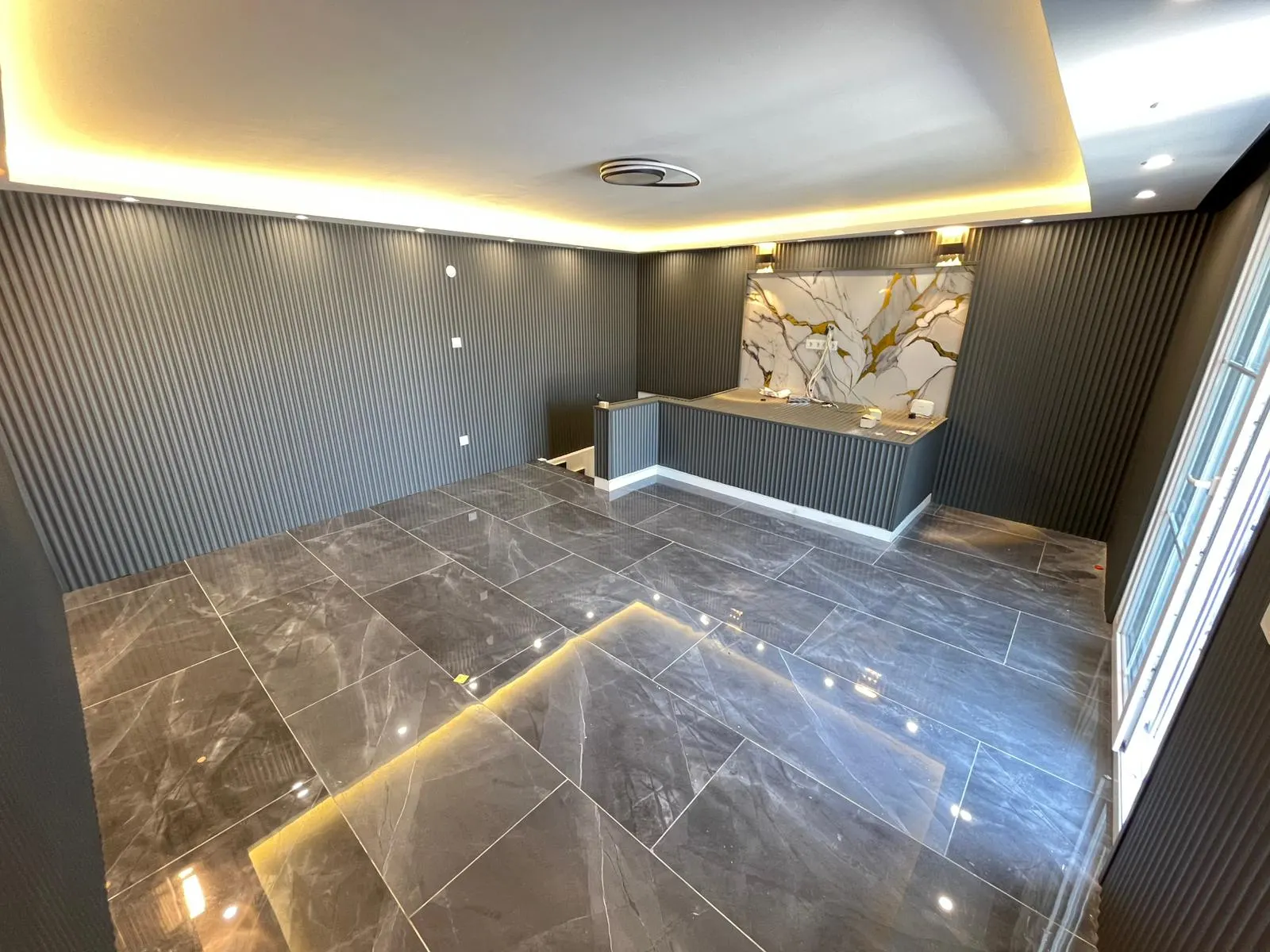 Seferihisar Payamlı’da Modern Tasarımlı, Güvenlikli 3+1 Müstakil Villa!