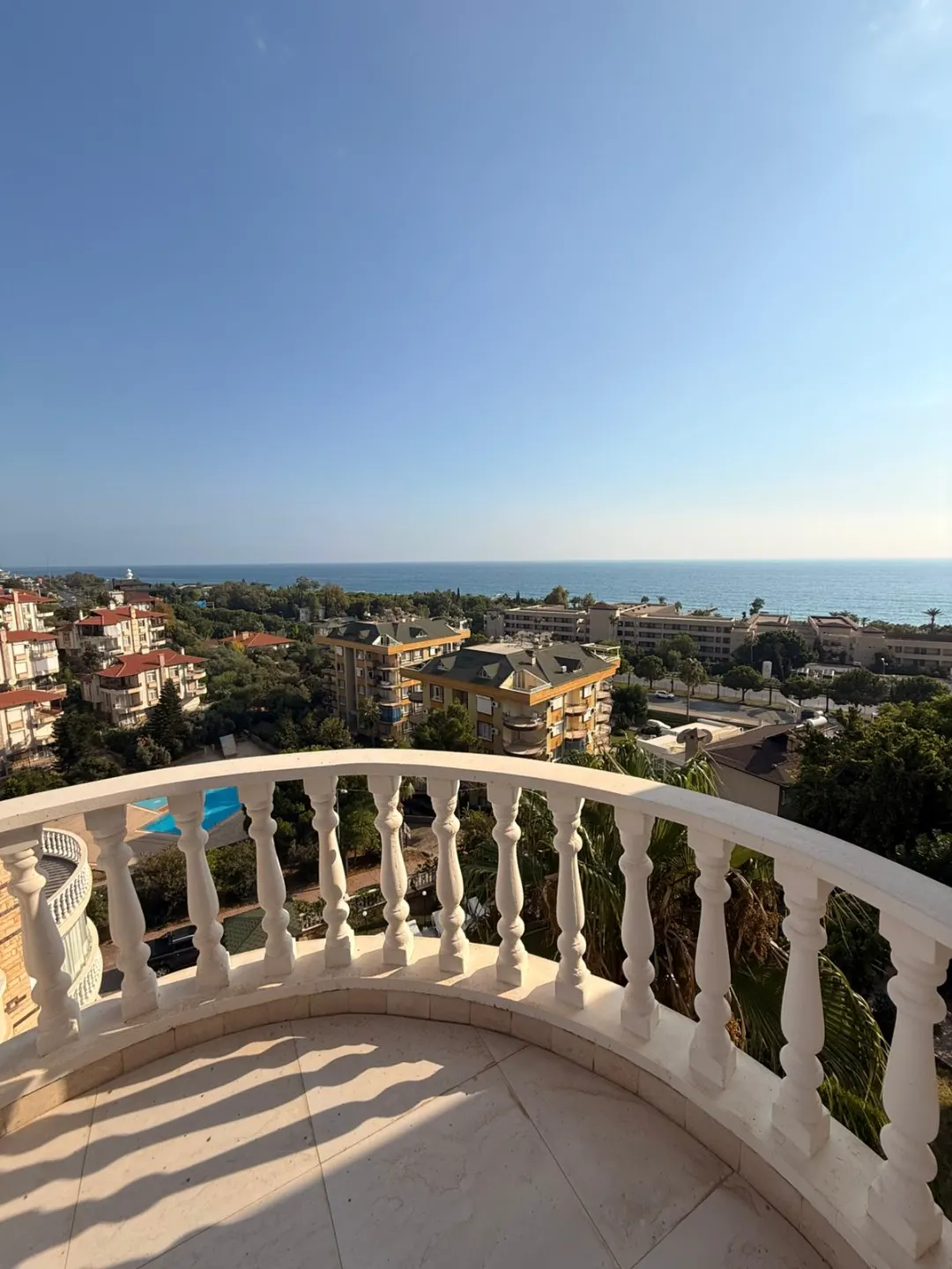 3+1 Dublex Penthouse with full Seaview and Castle View 50 m from the beach in Kestel, Alanya