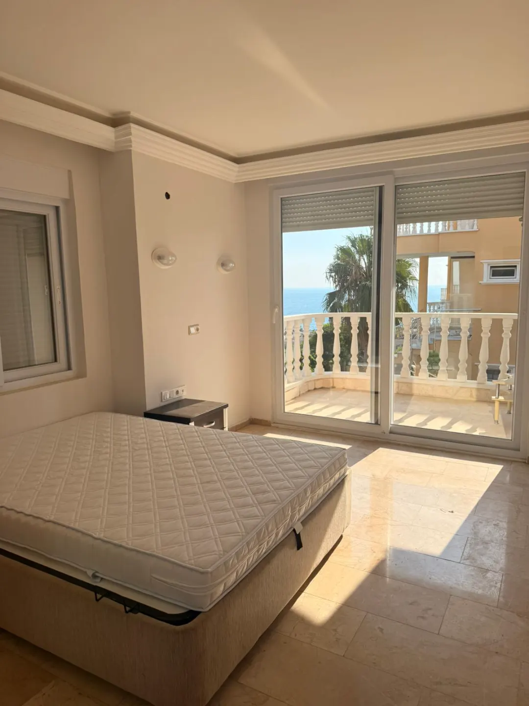 3+1 Dublex Penthouse with full Seaview and Castle View 50 m from the beach in Kestel, Alanya