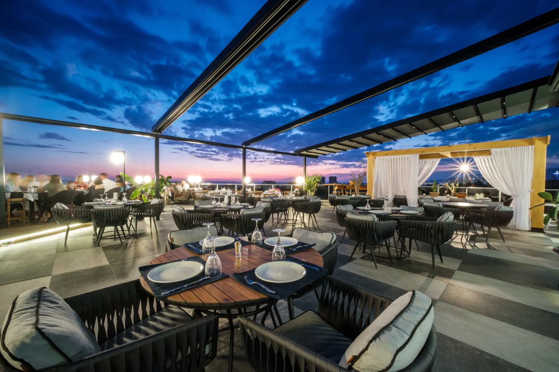 2+1 Luxury furnished Apartment in Kargicak, Alanya