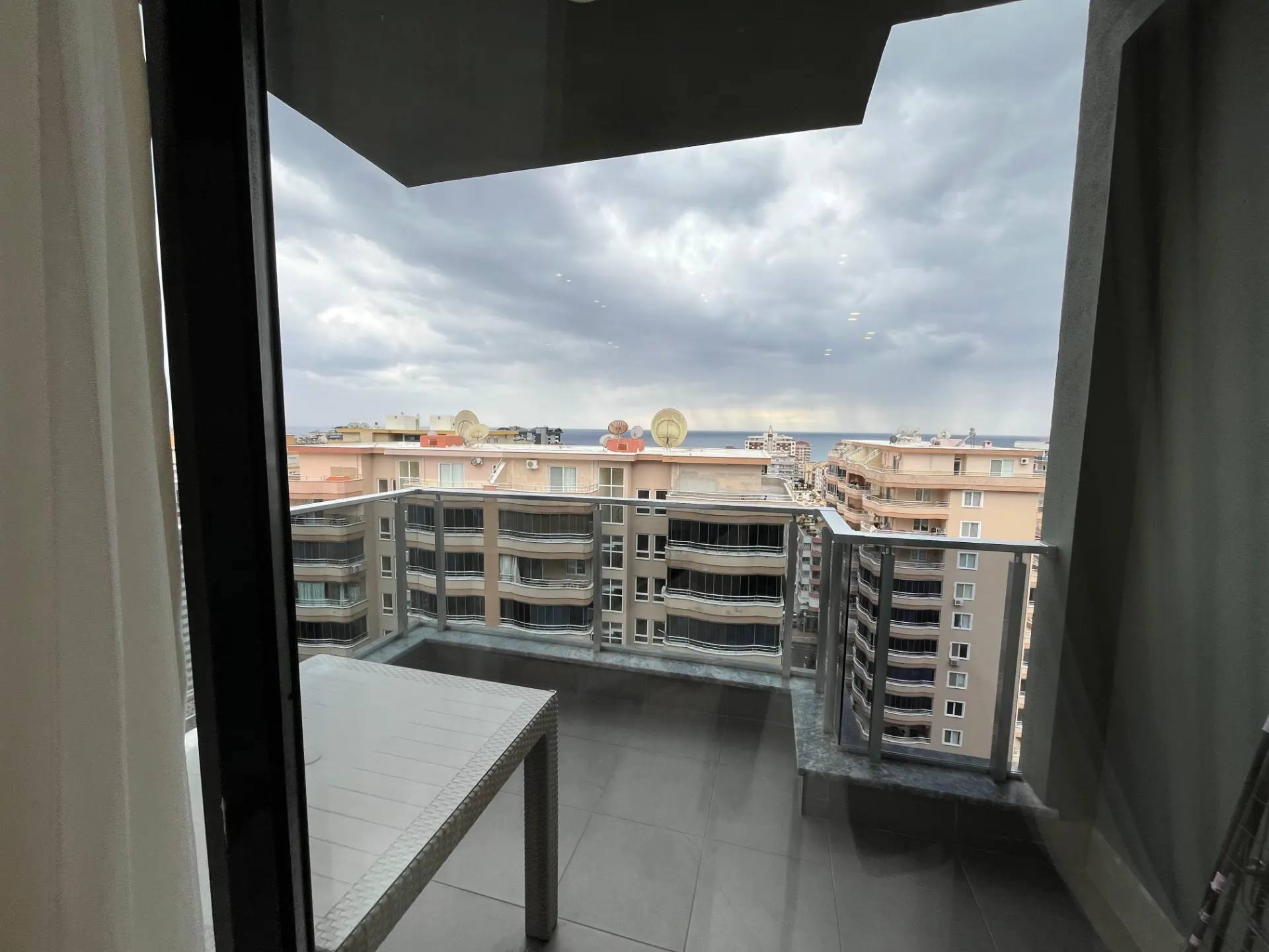 2+1 Luxury Apartment in 5 Star Complex in Mahmutlar, Alanya