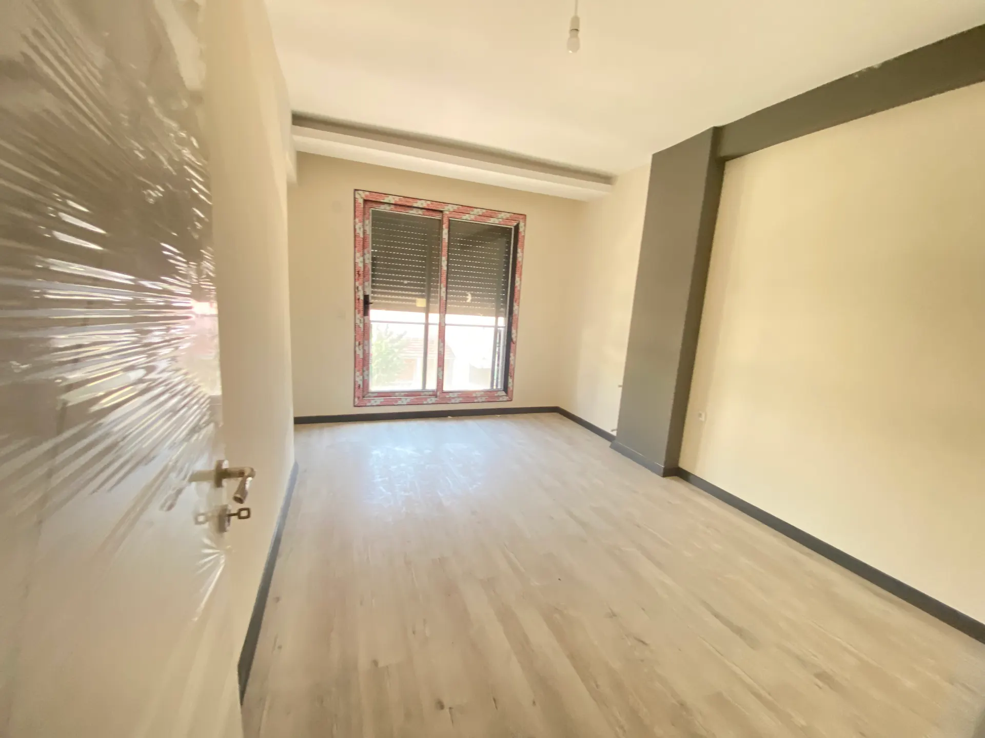 Seferihisar Doğanbeyde Deniz Yakın Bahçeli Satılık 3+1 Villa