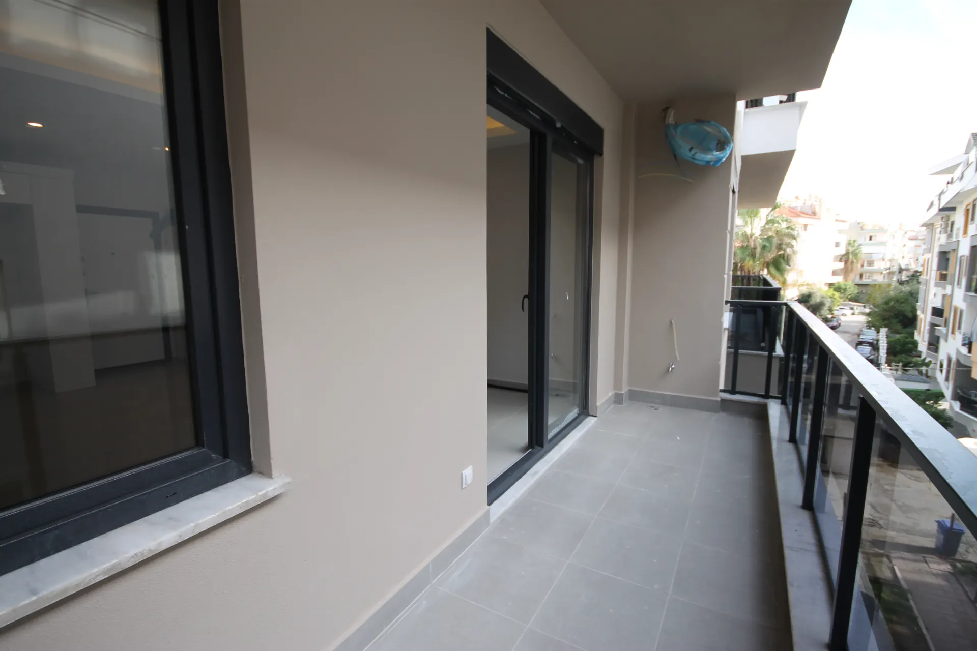 KLEOPATRA PLAJINA 400 METRE SIFIR 2+1 DAİRE