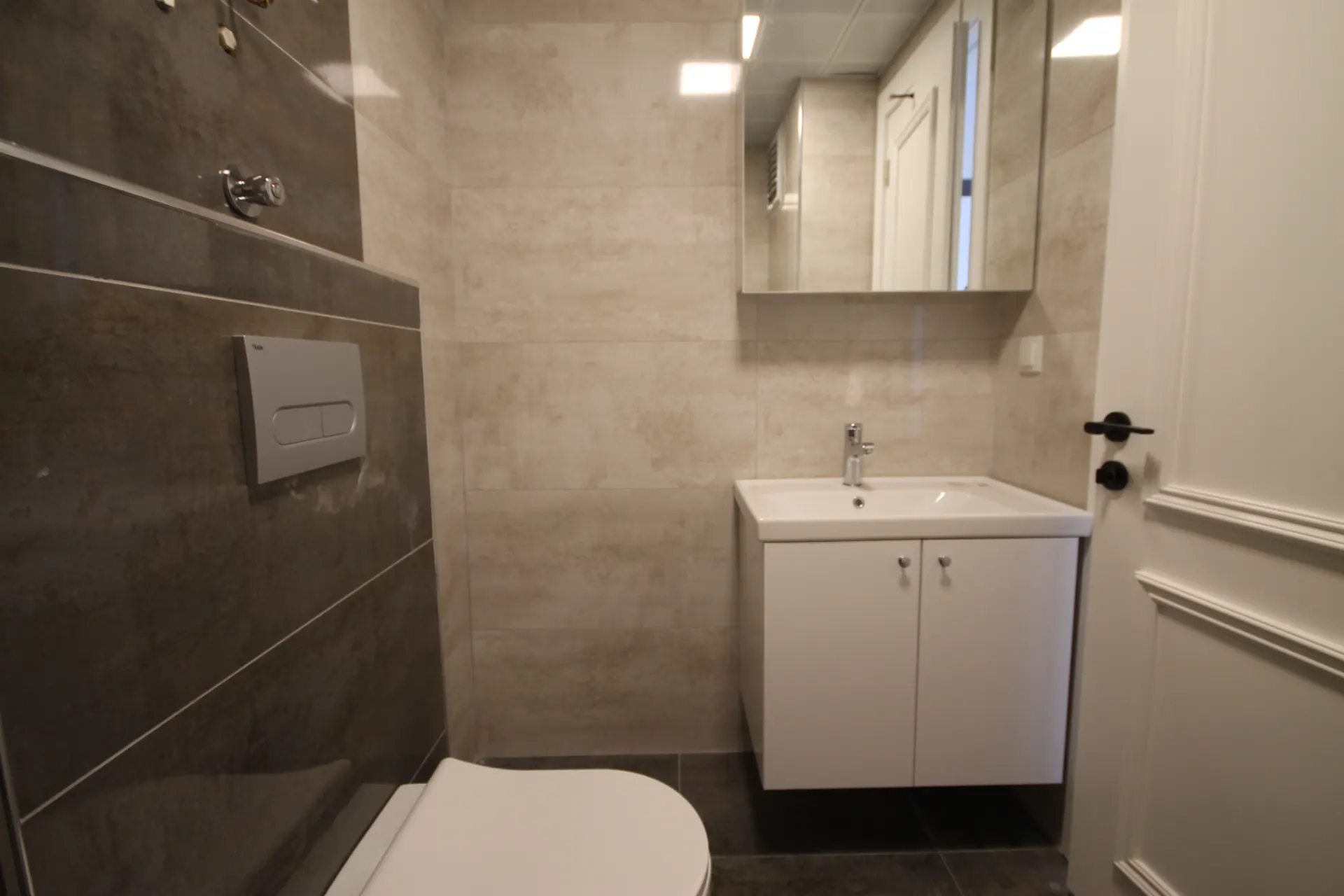 KLEOPATRA PLAJINA 400 METRE SIFIR 2+1 DAİRE