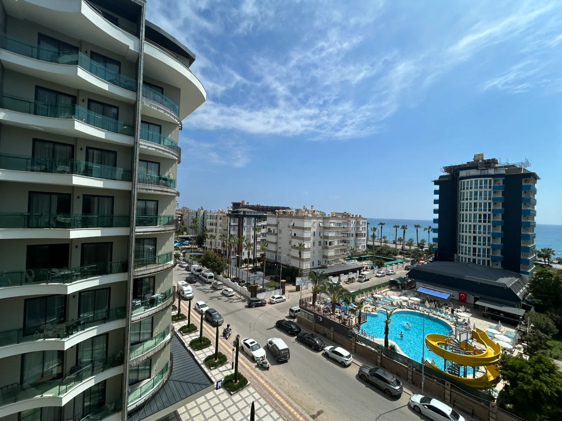 ALANYA TOSMUR'DA ULTRA LÜKS SİTEDE MOBİLYALI UZUN DÖNEM KİRALIK