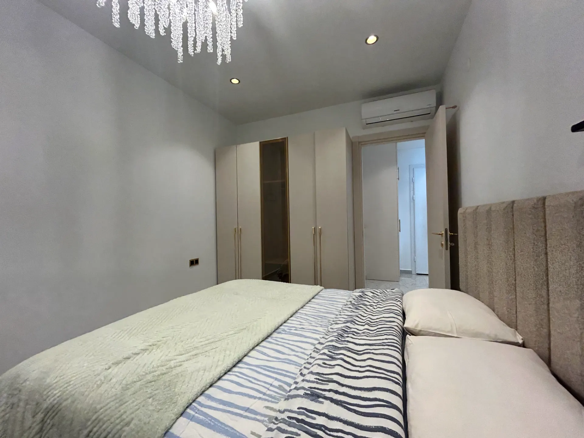 ALANYA TOSMUR'DA ULTRA LÜKS SİTEDE MOBİLYALI UZUN DÖNEM KİRALIK