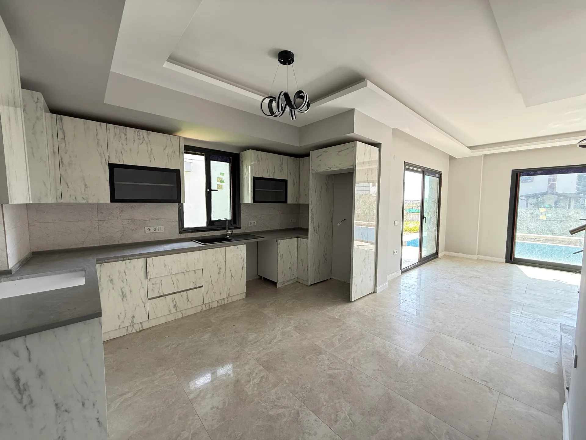 Seferihisar Doğanbeyde Tek Müstakil Havuzlu Satılık 3+1 Villa