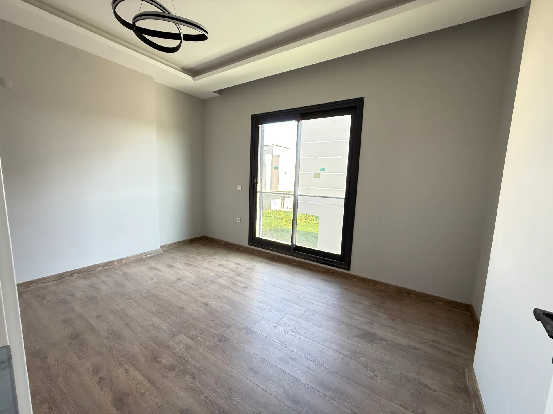 Seferihisar Doğanbeyde Tek Müstakil Havuzlu Satılık 3+1 Villa