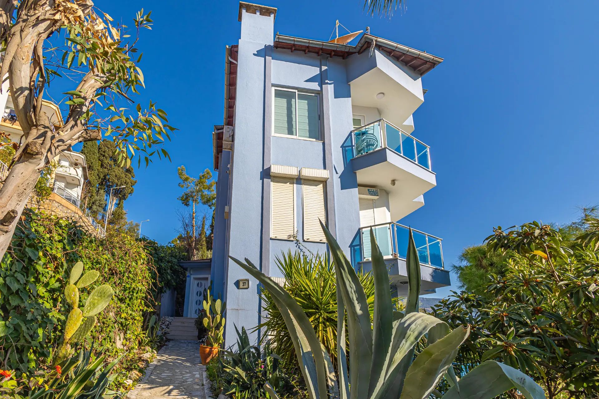 Alanya Kalesi'nde Satılık 1+1 Daire Deniz Manzaralı