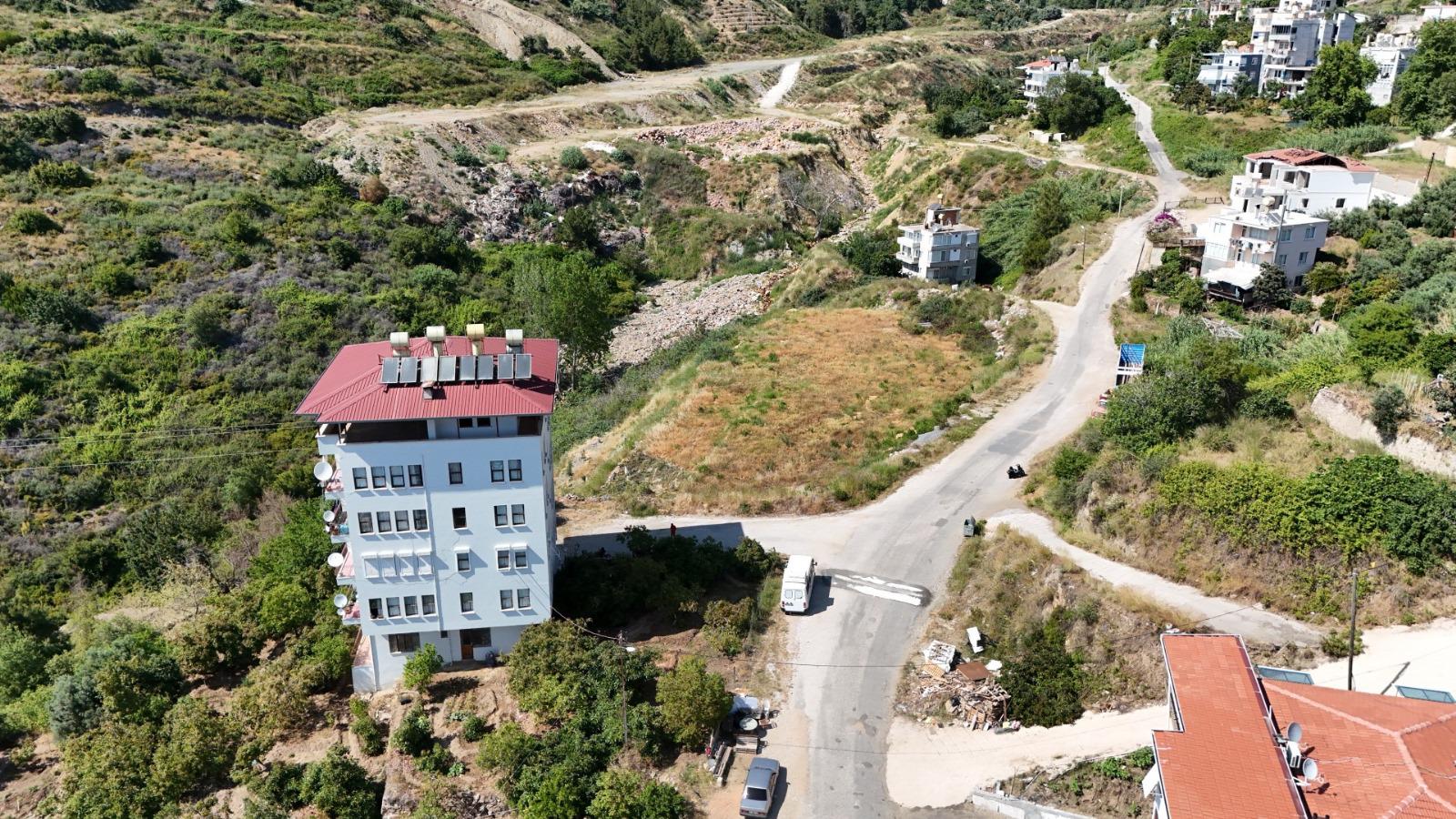 ANTALYA ALANYA BEKTAŞ'TA SATILIK 1.219 M2 VİLLA İMARLI ARSA