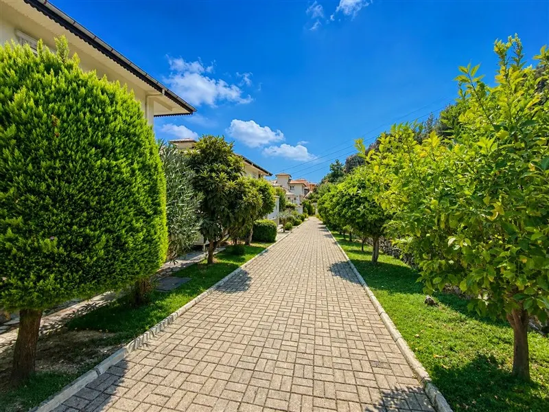 4+1 Villa mit Meerblick in Tepe, Alanya
