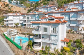 Geräumige 3+1 Wohnung in Alanya Cikcilli zum Verkauf
