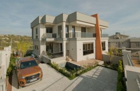 Moderne 3+1 Villa mit Pool in Antalya Kemeragzi zum Verkauf