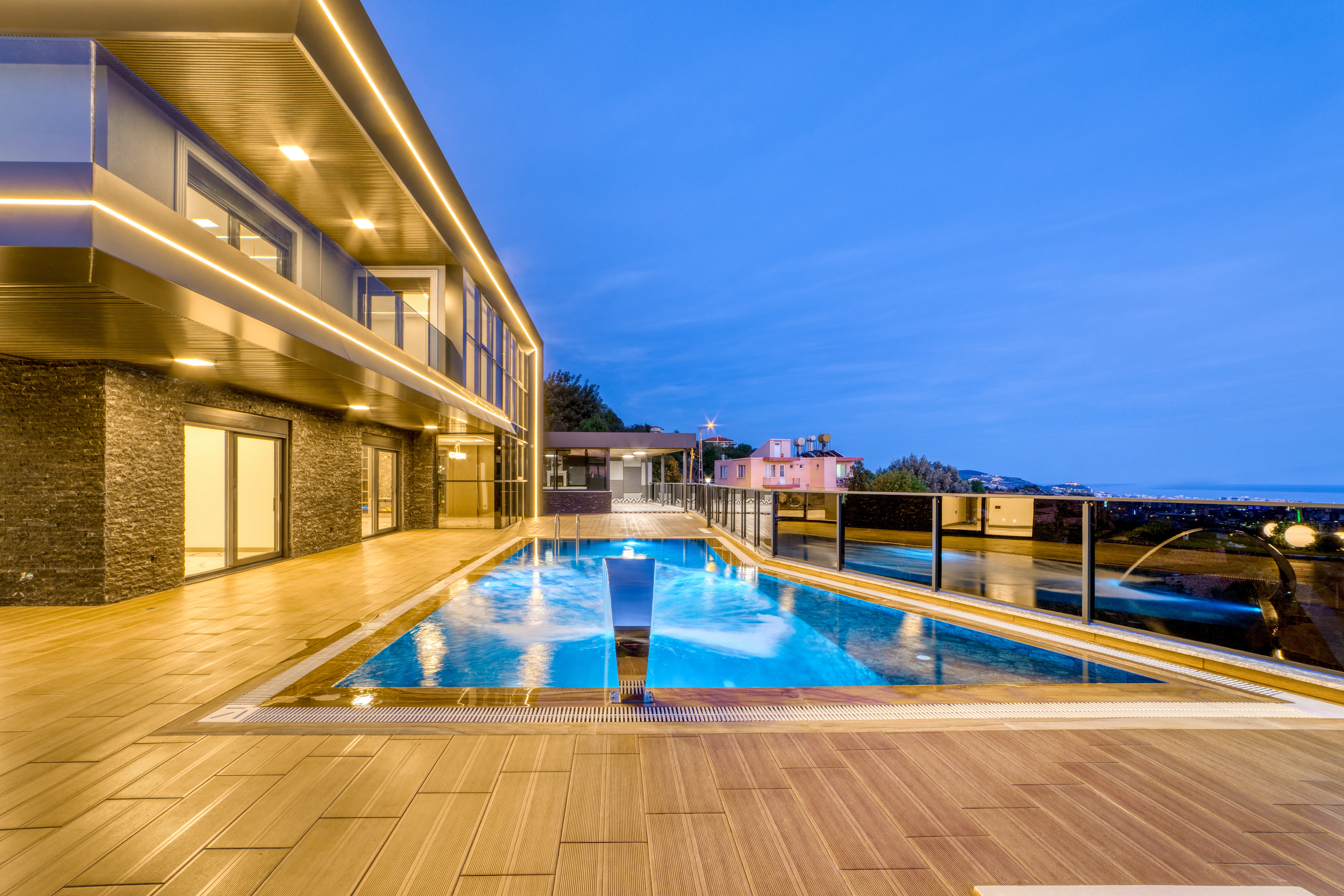 Luxury 4+1 Villa for Sale in Alanya Kestel | Spacious Garden